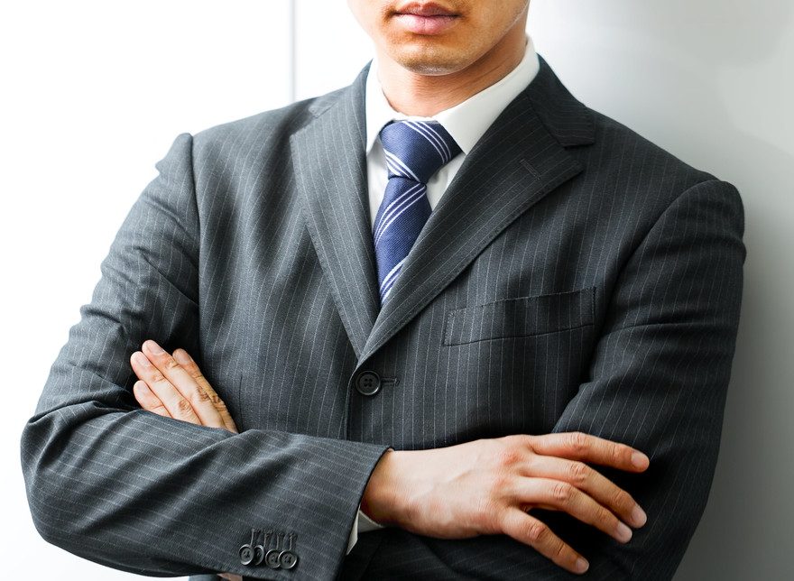 肌のベタつきが起きる原因は?